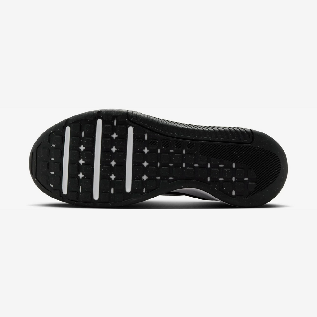 Zapatillas Nike MC Trainer 3 | Hombre | FQ1831...