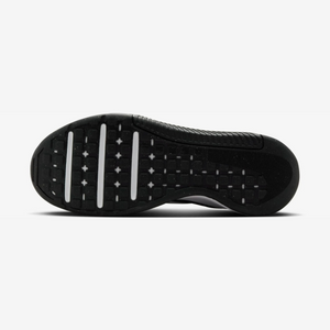 Zapatillas Nike MC Trainer 3 | Hombre | FQ1831...